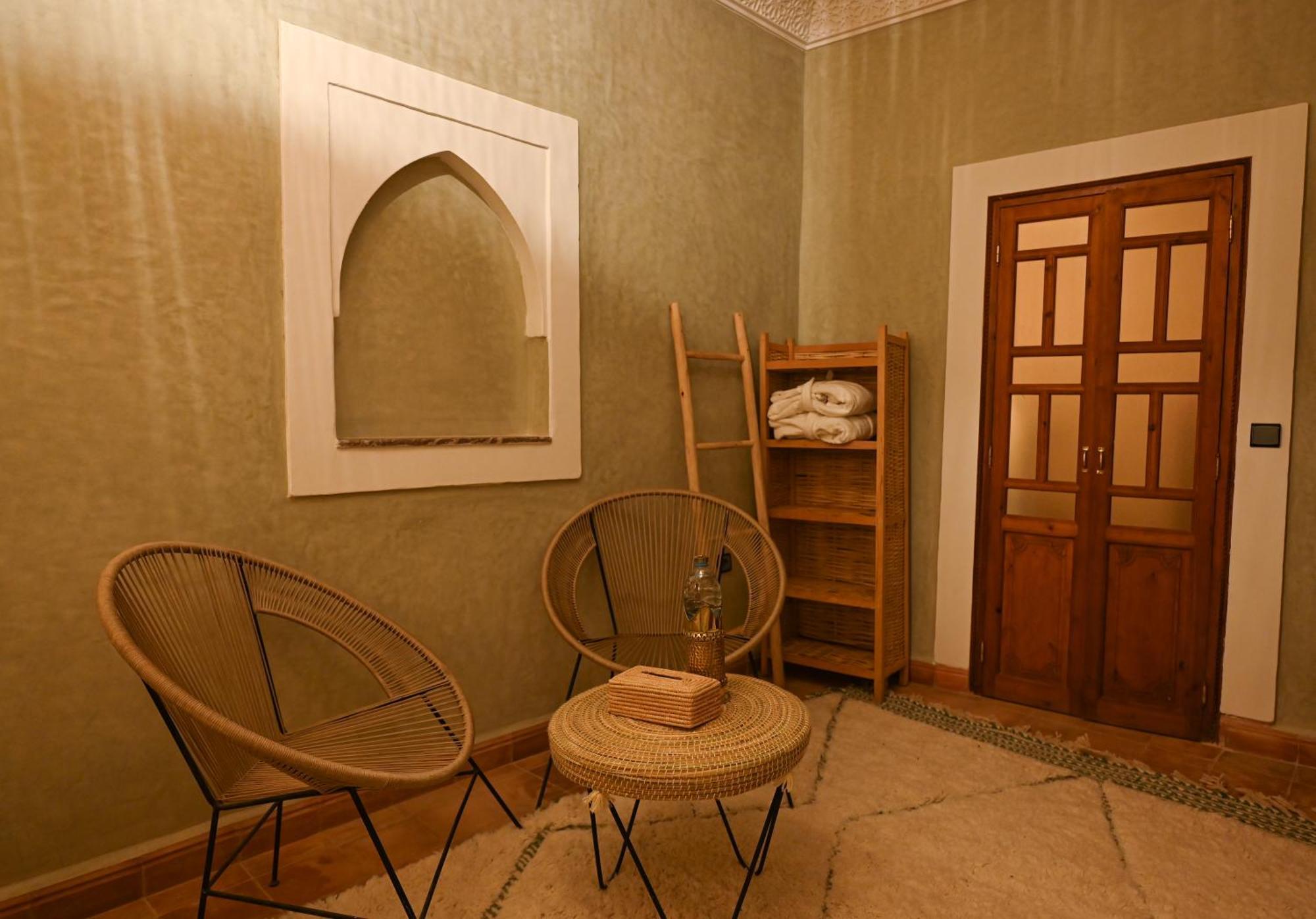 Riad Chez Henriette มาร์ราเกช ภายนอก รูปภาพ