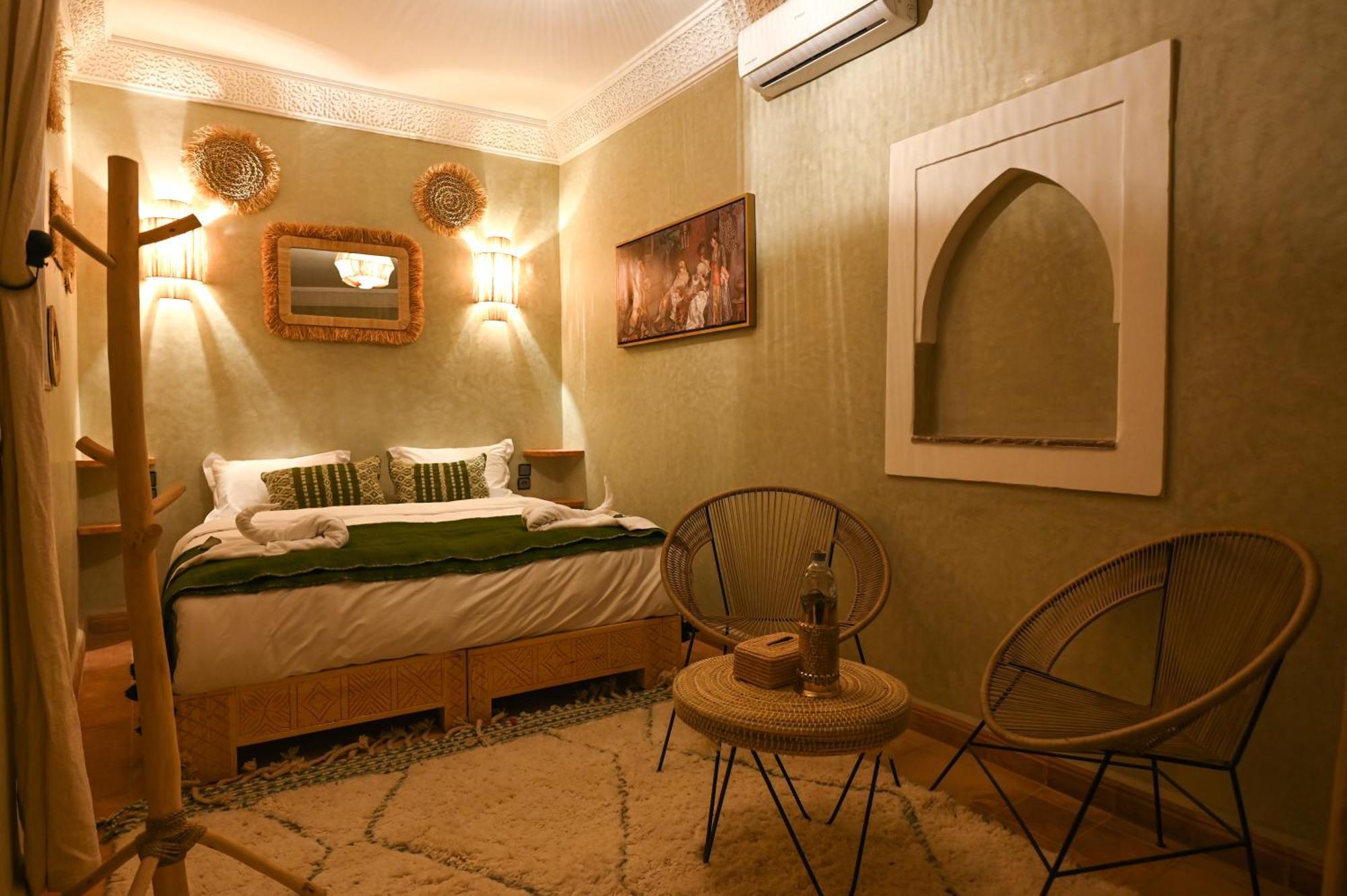 Riad Chez Henriette มาร์ราเกช ภายนอก รูปภาพ