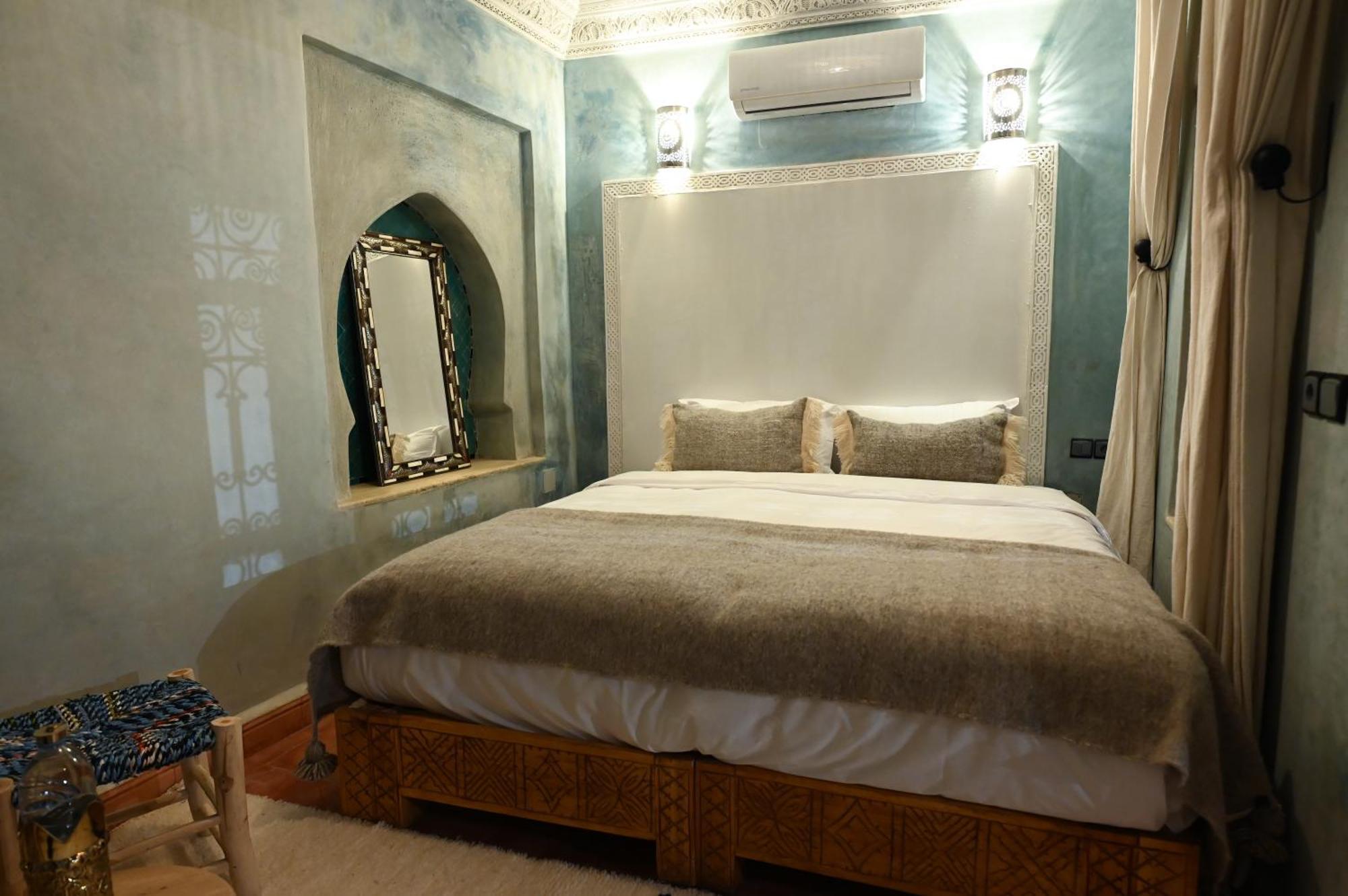 Riad Chez Henriette มาร์ราเกช ภายนอก รูปภาพ